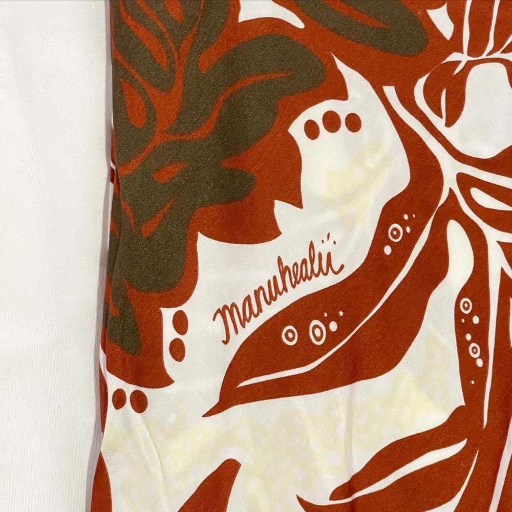 Manuheali’i dress